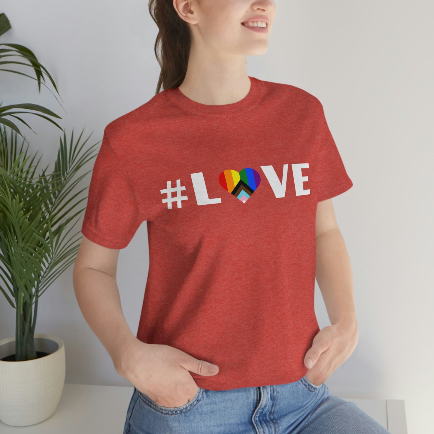 Love & Pride Heart. Unisex T-Shirt